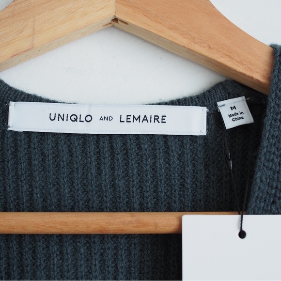 Lemaire wool vest Uniqlo premium lambswool sleeveless sweater - Picture 2 of 7
